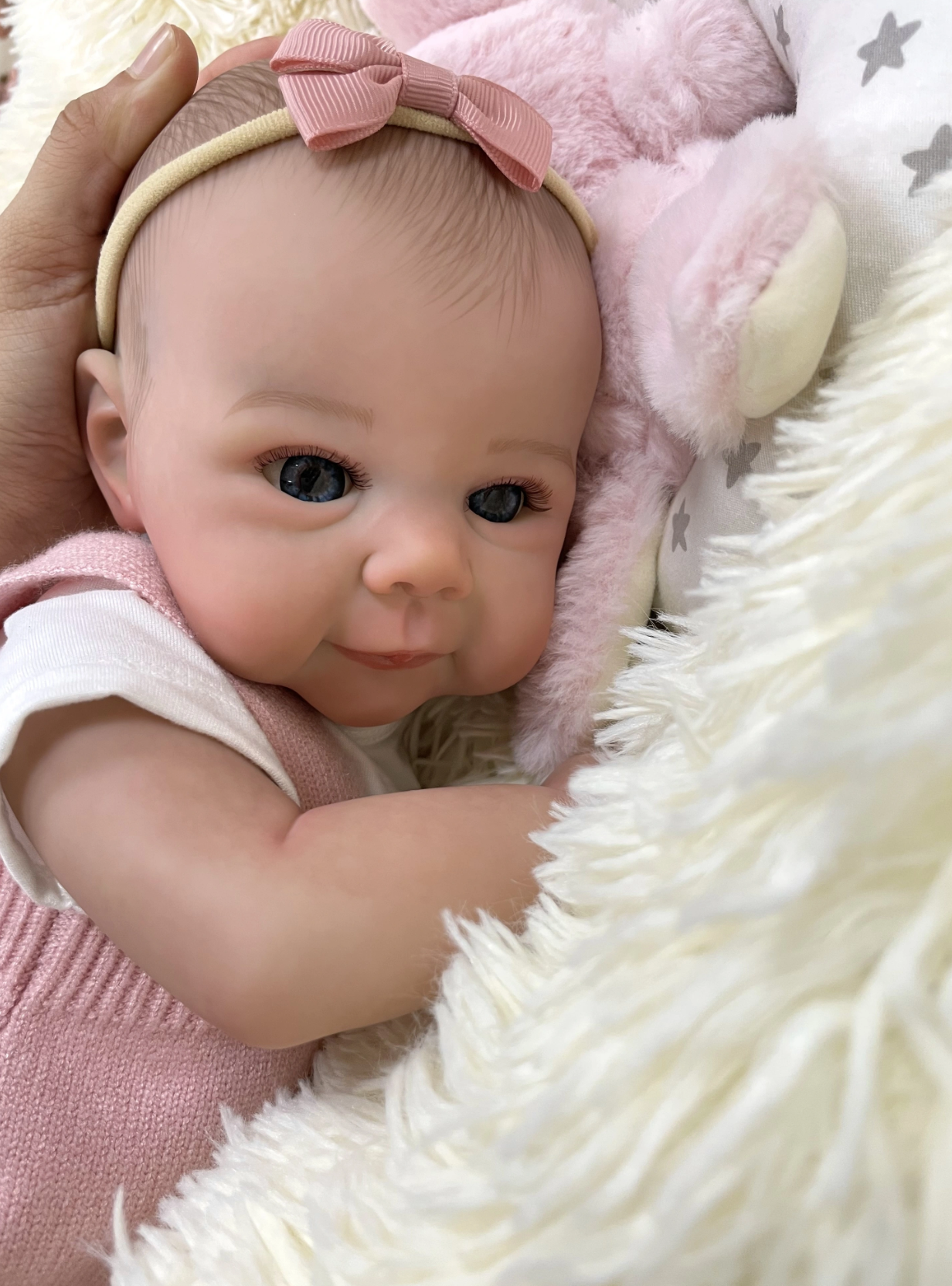 Daisy – 48 cm bedårande Reborn bebisdocka med blå ögon & mjuk gosig kropp