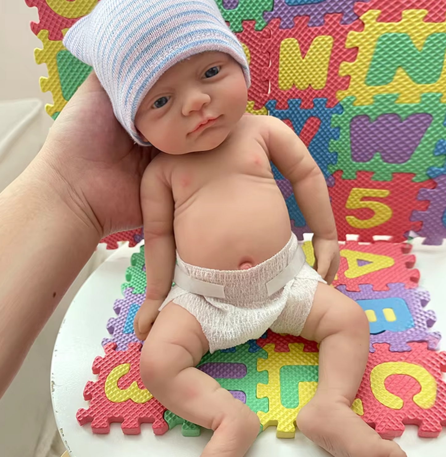 "Luna" & "Toby" – Micro Preemie Hyperrealistiska Silikondockor – Perfekta Barnvänliga Lekkamrater