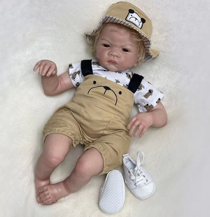 Charlie – 55 cm bedårande Reborn bebisdocka med handrotat blont hår & bruna ögon