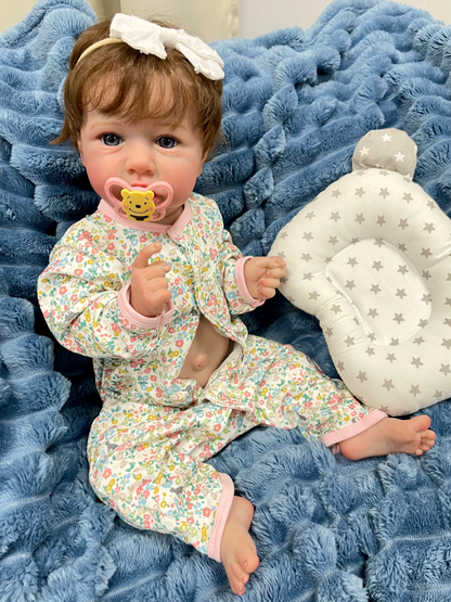 Maya – 55 cm bedårande sovande Reborn bebisflicka med helkropp i vinyl & 3D-målad hud