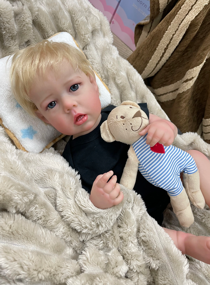 Rowan – 55 cm verklighetstrogen Reborn bebisdocka med blå ögon & handrotat hår